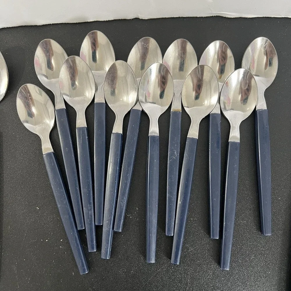 37pc Navy Blue Tapered Handle Flatware Set Stainless Steel MCM Style Silverware‎